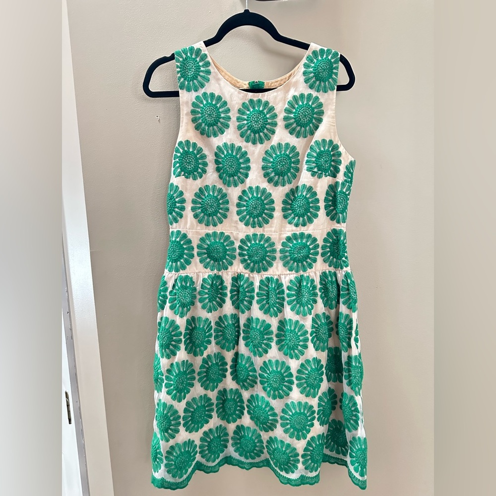Leifsdottir Anthropologie Dress green fun print size 12